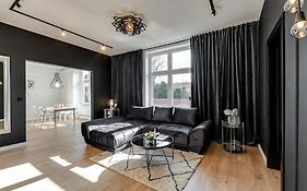 Jan III Sobieski - Luksusowy apartament L z darmowym prywatnym parkingiem